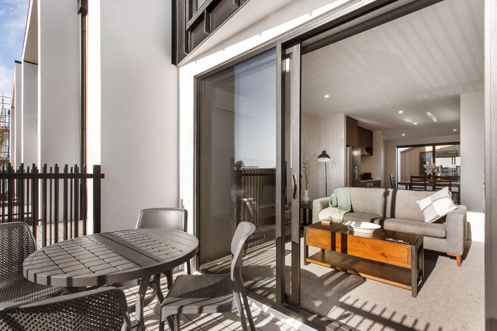 Stylish Brand New Sunny 3Bdrm 3Bth Garage Sleeps 6 Apartment Christchurch Luaran gambar